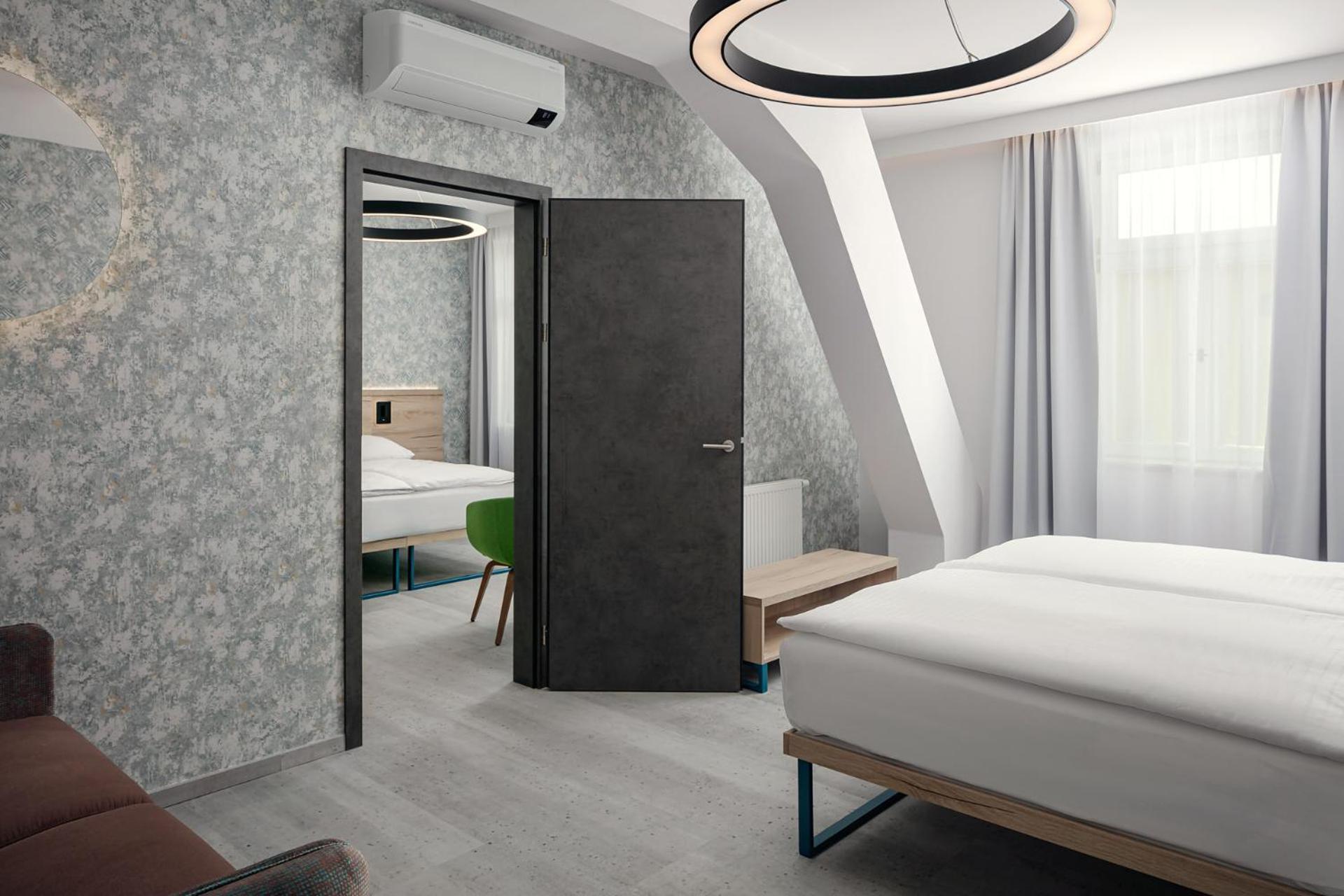 Ea Moment Self Check-in Hotel Prag